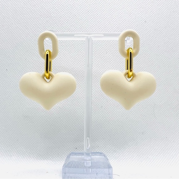 Ivory White Heart and Chain Detail Drop Statement Earrings Feminine Chunky - Picture 4 of 11
